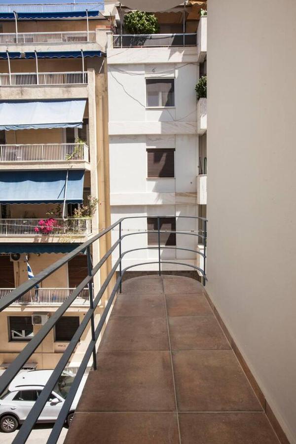 Pagrati Hilton Location Bentzi Family Suite 5 Афины Экстерьер фото
